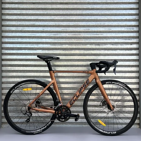 Bicicleta Ruta Eclipse 700x28C 9V Aluminio Gold